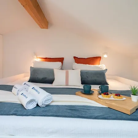 Charming Stylish House W Mezzanine And Terrace Casa vacanze *