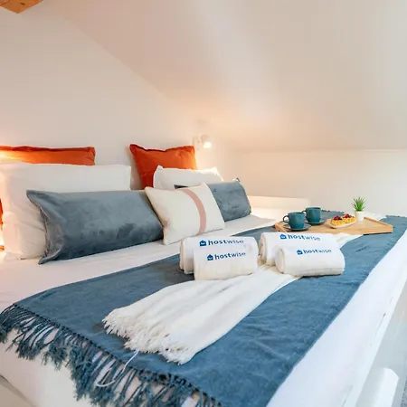 Holiday home Charming Stylish House W Mezzanine And Terrace *