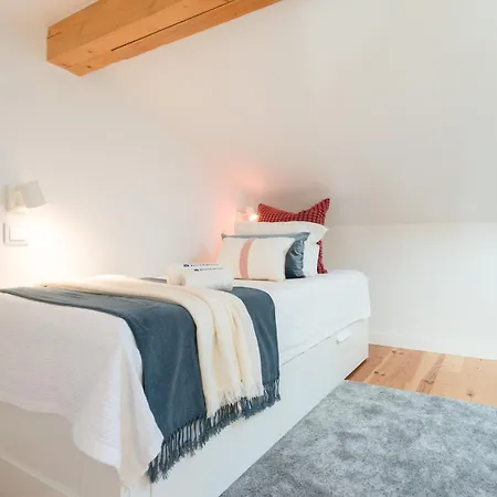 Charming Stylish House W Mezzanine And Terrace Feriehus