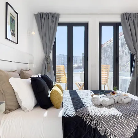 Charming Stylish House W Mezzanine And Terrace Feriehus